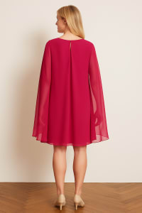Julianna — robe cape mousseline fluide col sequins