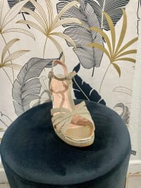 Rowena — sandale bride talon carré 8 cm plateforme 2 cm irisée pailletée