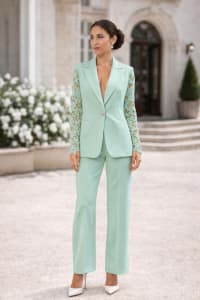 Veste Gloria tailleur cintrée col tailleur revers crantés dentelle manches