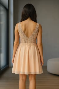 Eva — robe courte évasée décolleté V dentelle strass jupe mousseline