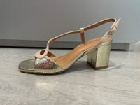 Sandales talon carré 6 cm daim et simili cuir effet écailles
