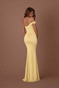 Inaya — robe longue fourreau bustier bretelle asymétrique drapée