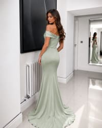 Samantha — robe longue fourreau col bardot drapés fente