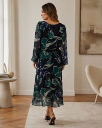 Beryn — robe longueur 3/4 cache cœur manches longues amples