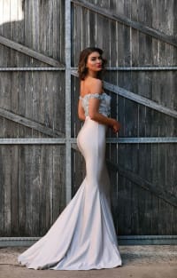 Farah — robe longue fourreau sirène bustier épaules dénudées broderies perles