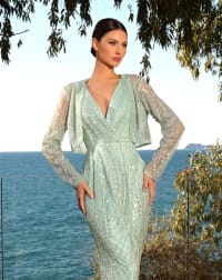 Natalia ensemble robe fourreau traine décolleté V perlé boléro manches longues