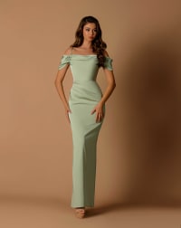 Adélina — robe longue fourreau décolleté bateau plissé