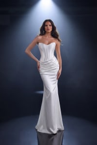 Natasha robe longue bustier fourreau corset baleines drapé taille satinée