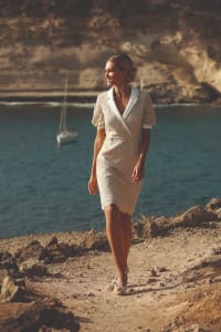 Raphaelle — robe droite dentelle beige col contrasté ivoire Linea Raffaelli