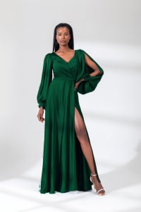 Elizabeth — robe longue fluide satin manches longues
