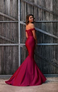 Farah — robe longue fourreau sirène bustier épaules dénudées broderies perles