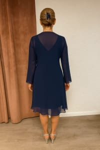 Laelia — ensemble robe satin décolleté cœur pierres manteau mousseline