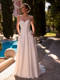 Bustier E540 - bustier en satin coupe coeur et basque en pointe