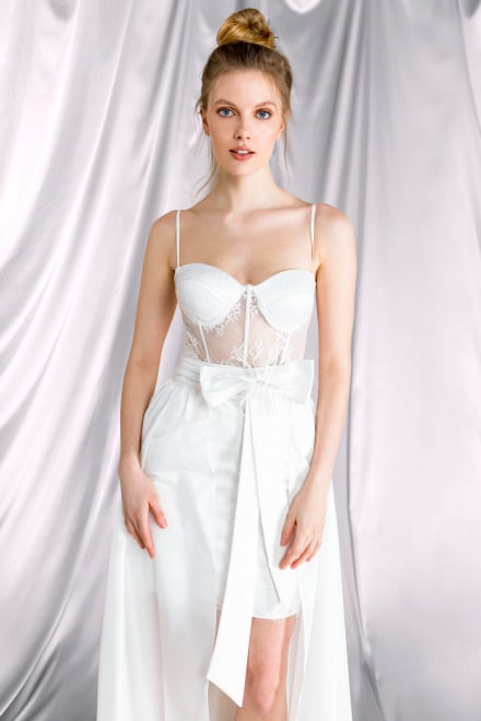 Kristen — robe 2 pièces bustier dentelle jupe traine amovible