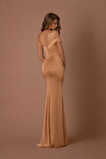 Inaya — robe longue fourreau bustier bretelle asymétrique drapée