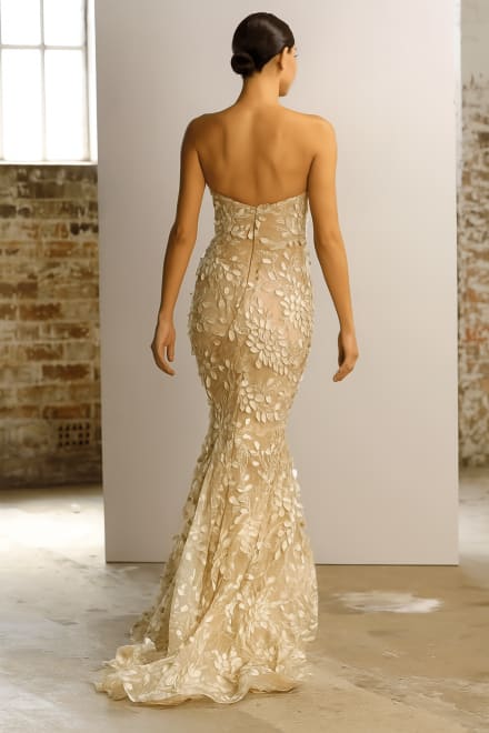  Olana - Robe longue sirène à broderies florales 3D