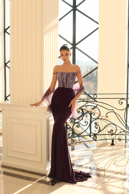 Mona — robe soirée longue sirène broderie perles épaules dénudées