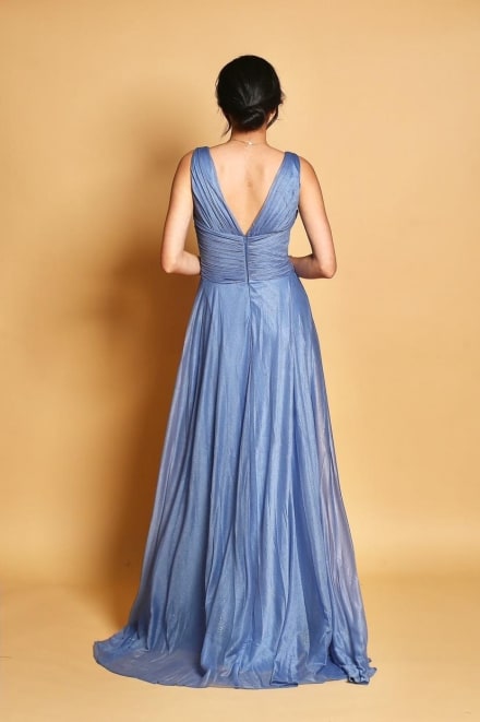 Pépita — robe longue évasée plissé paillettes décolleté V fendue