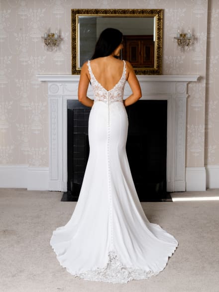 Viki - robe sirène bustier dentelle décolleté dos