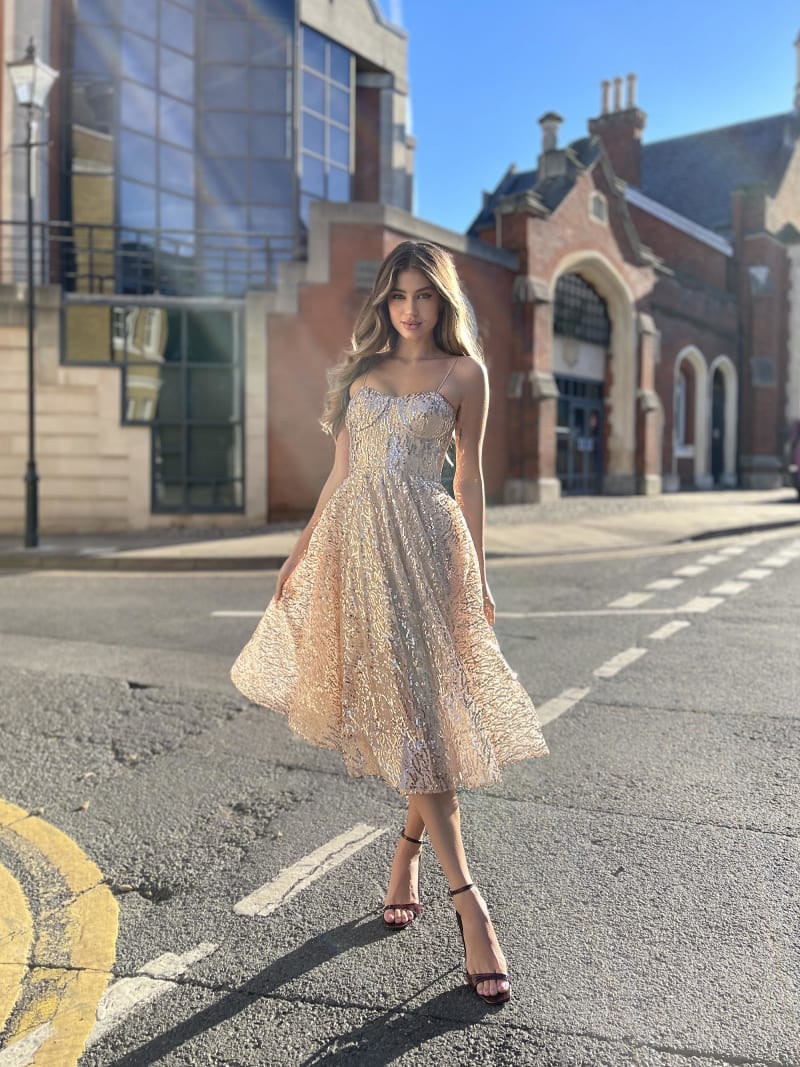 Lise — robe courte bustier sequins rose doré