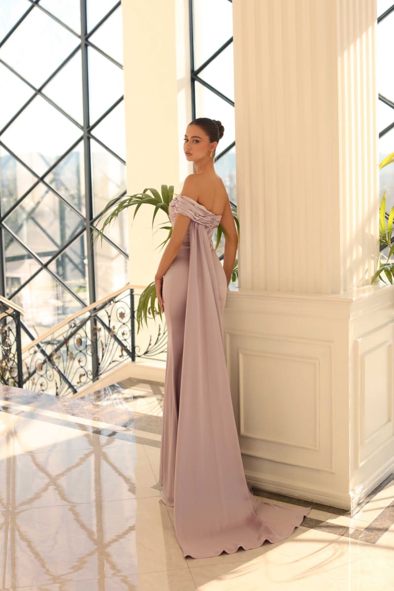 Léna — robe longue bustier asymétrique plissé cape-traîne