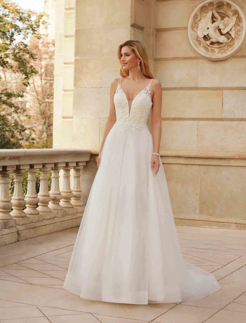 Amélia — robe de mariée longue dentelle tulle perles strass