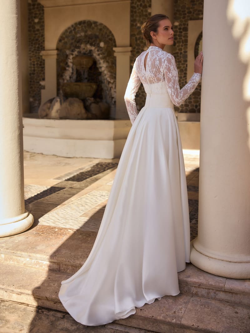 Jupe Damira - jupe satin taille haute avec traine