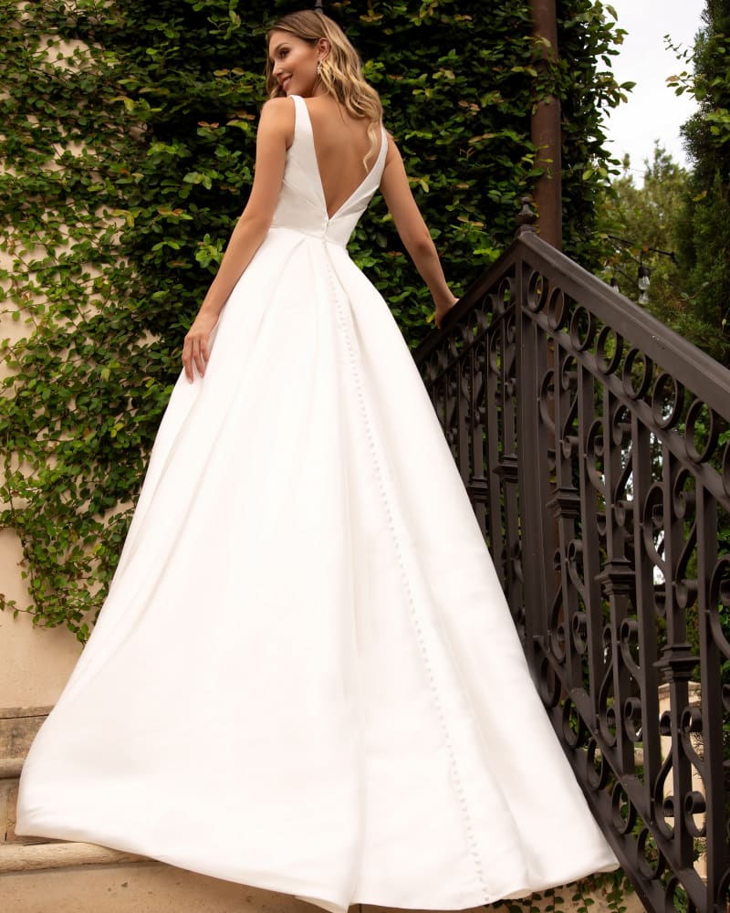 Véronique robe longue satin bustier perles