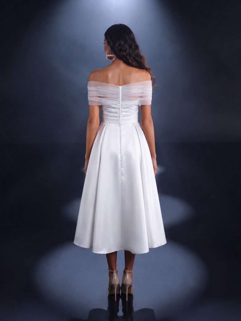 Imelda — robe mi-longue satin évasée décolleté bardot tulle amovible