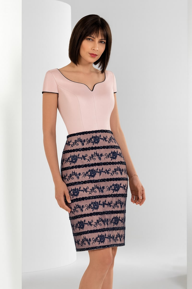 Ewa — robe tailleur 2 pièces satin bleu marine et rose poudré dentelle sequins
