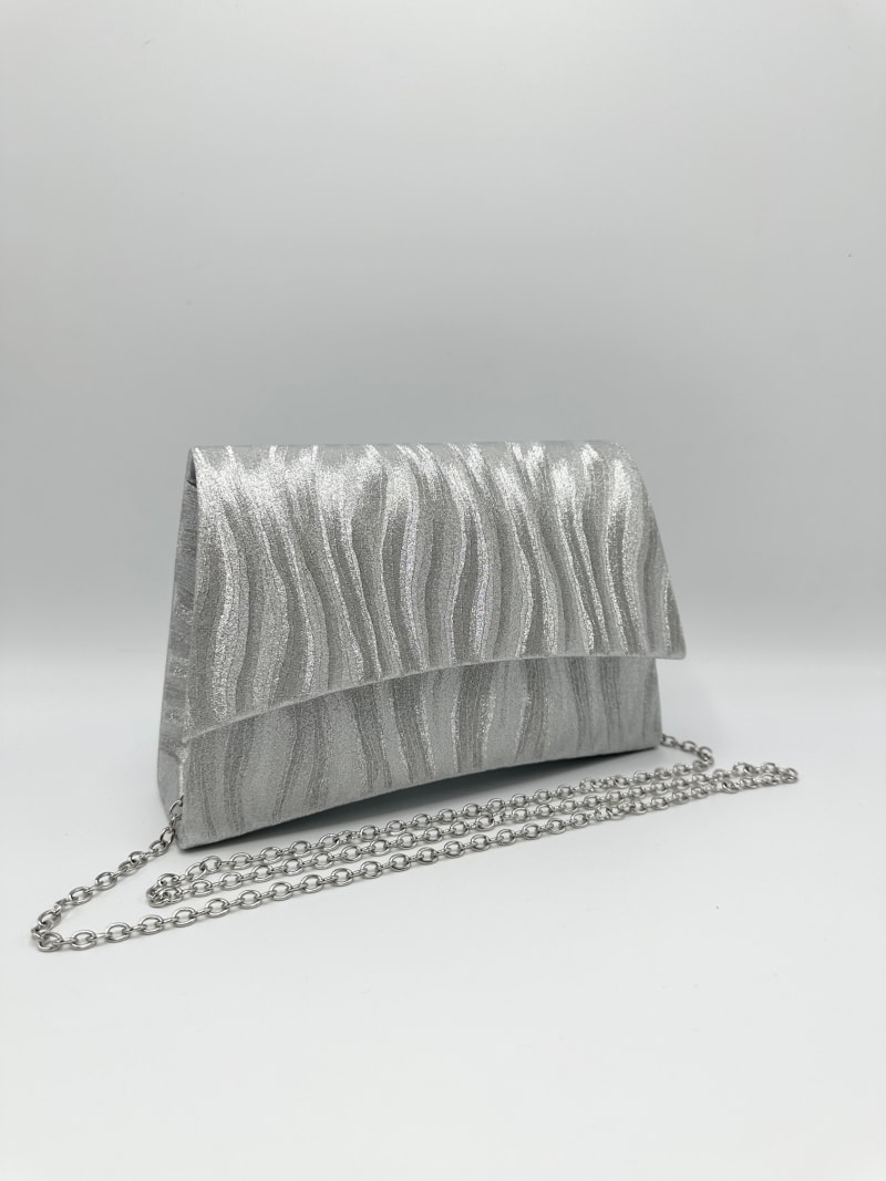 Pochette 1058 rigide textile argent satiné motif ondulé
