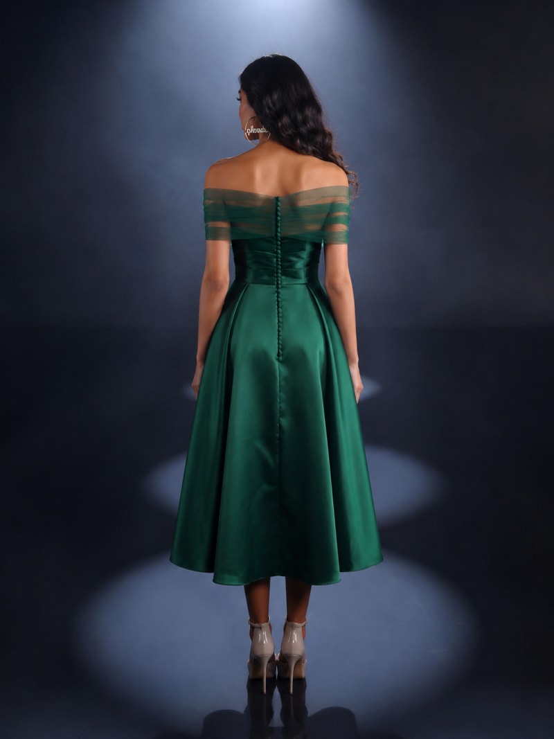 Imelda — robe mi-longue satin évasée décolleté bardot tulle amovible