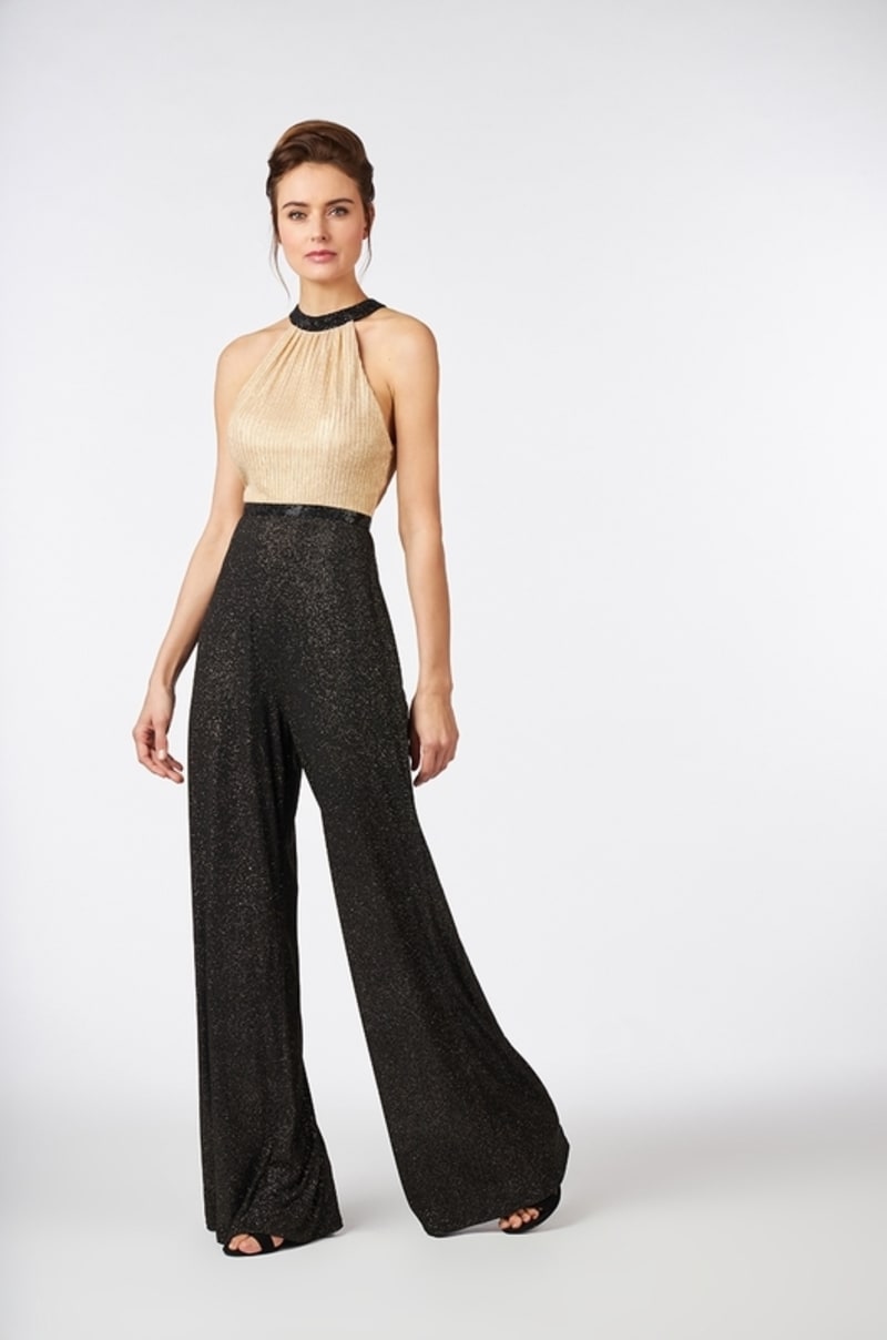 Aliénor — combinaison pantalon soirée matière gaufrée et strass noirs