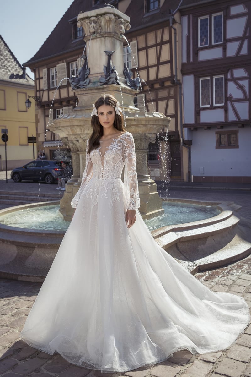 Paradice — robe longue tulle dentelle sequins décolleté V dos nu