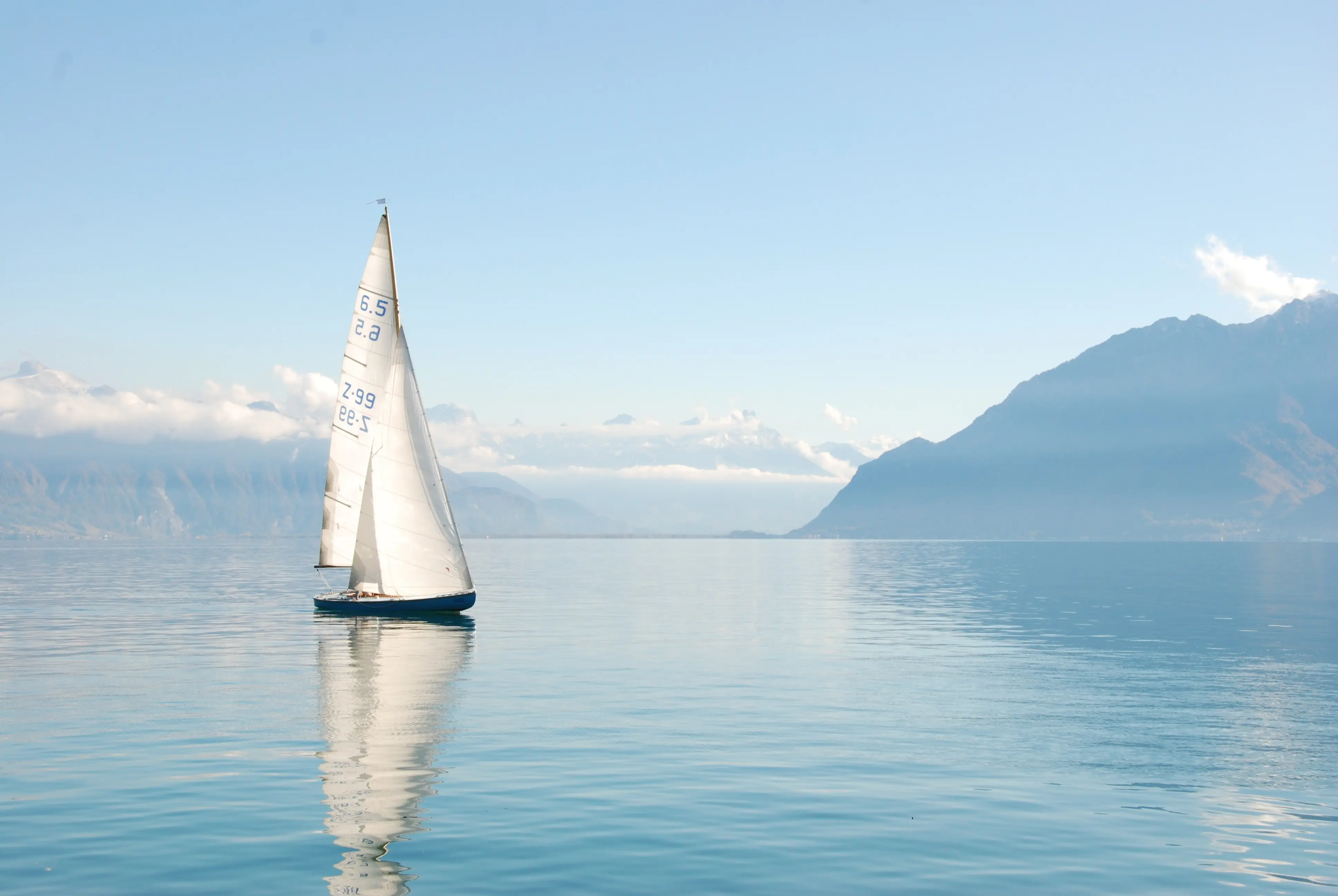 location bateau sur mer calme à Cannes Mandelieur Golfe Juan