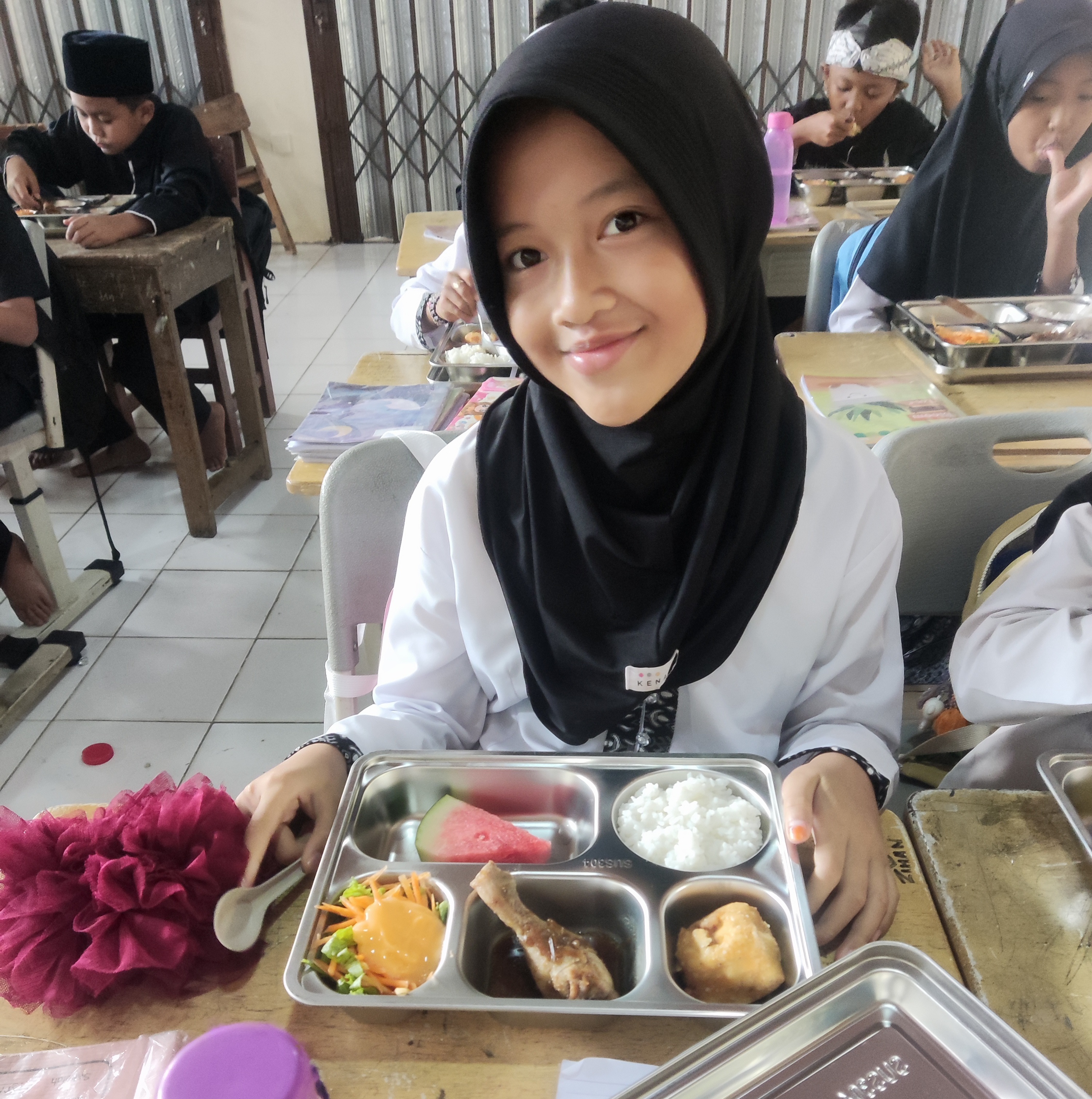 SDN 2 Nangerang Gelar Program Makan Bergizi Gratis (MBG) Pertama, Siswa Antusias dan Sehat