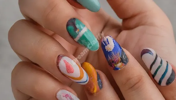 The Meaning Behind Dreams of Manicures