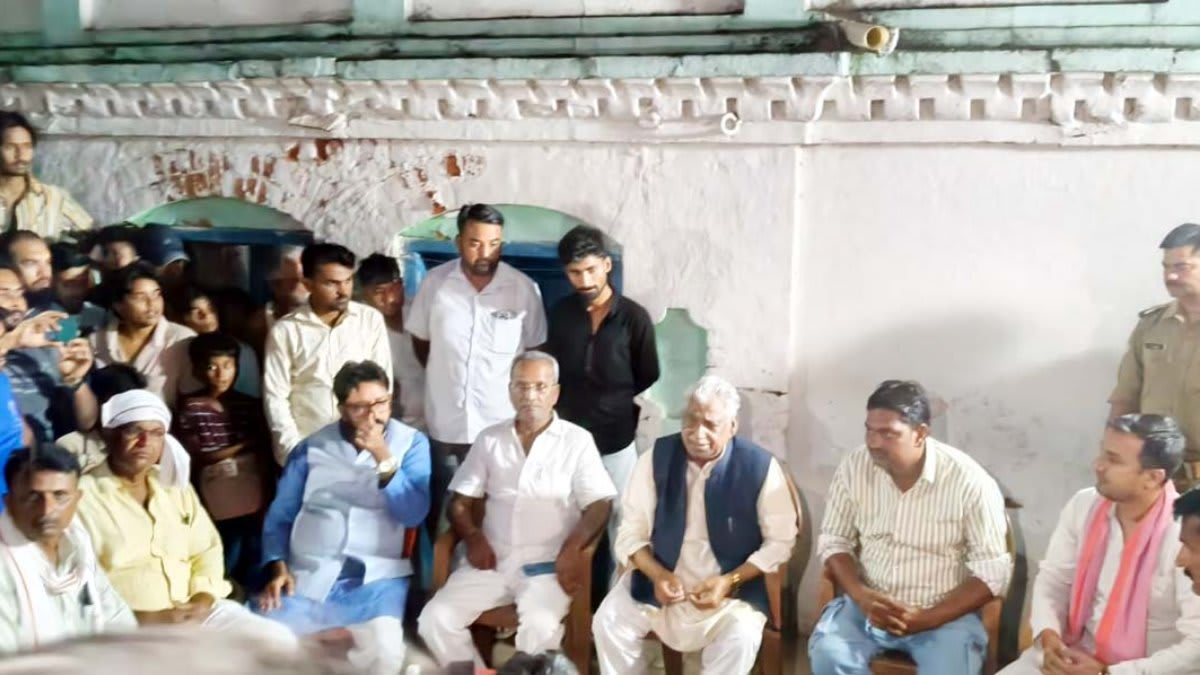 माता प्रसाद के दौरे के बाद भाजपा का पलटवार, बोले सतीश द्विवेदी- आरोपितों के घर क्यों पहुंचे?