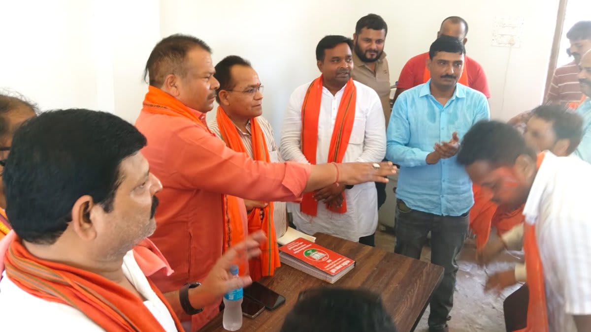  भनवापुर मंडल बैठक में भाजपा ने साधे संगठन और बूथ, कार्यकर्ताओं को मैदान में उतरने का संदेश
