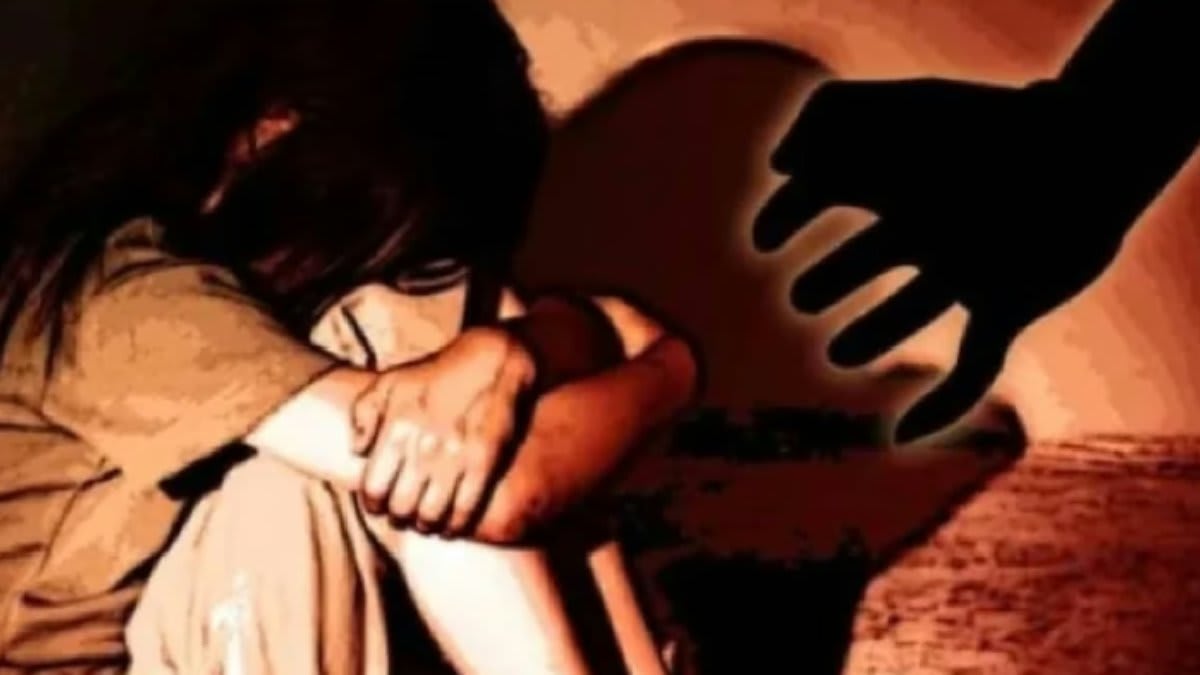  भाई की आवाज सुनते ही छोड़कर भागा आरोपी, केस दर्ज 