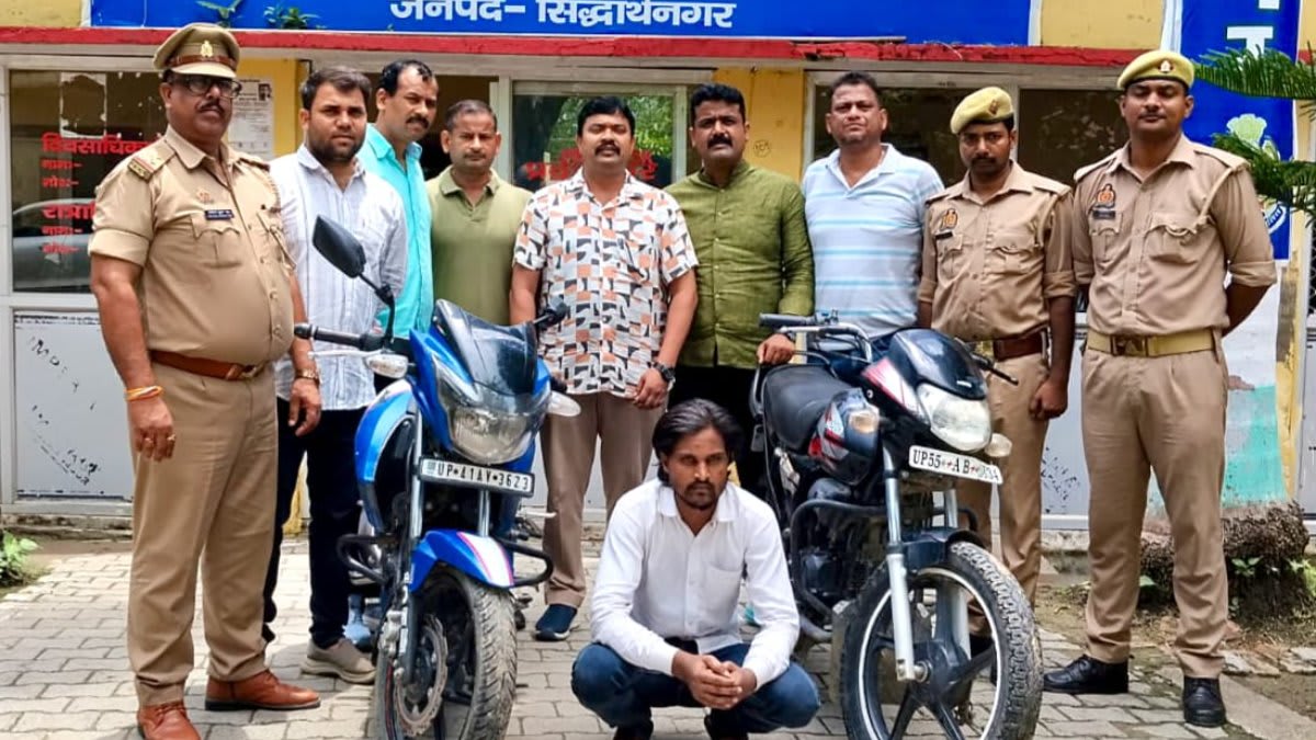  बाइक चोर और मोबाइल छिनैत चढ़ा पुलिस के हत्थे, दो बाइक व लूटा मोबाइल बरामद