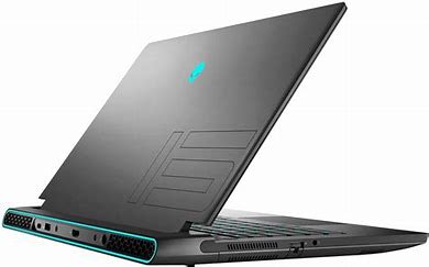 Alienware M15 R7 (Intel Core i7 12th, 16GB RAM, 512GB SSD) 2