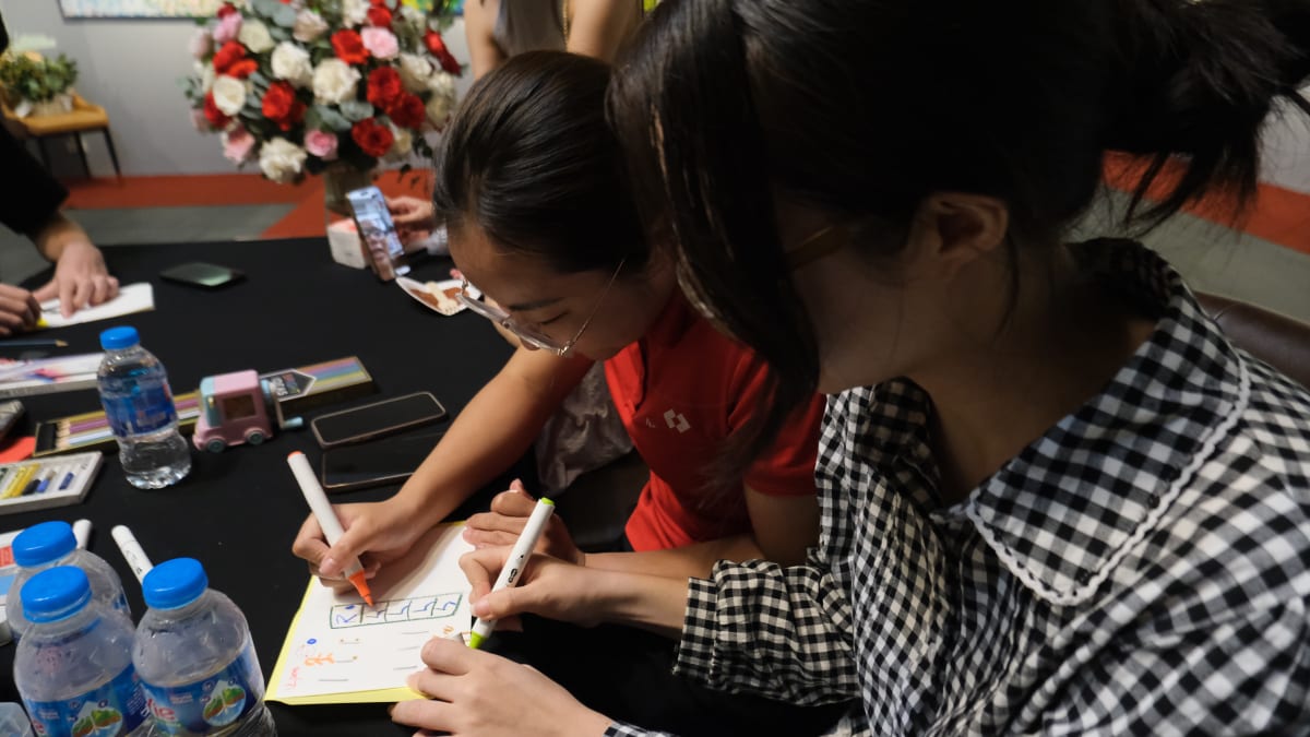 Creative workshop session at Art Tutor Hanoi near West Lake