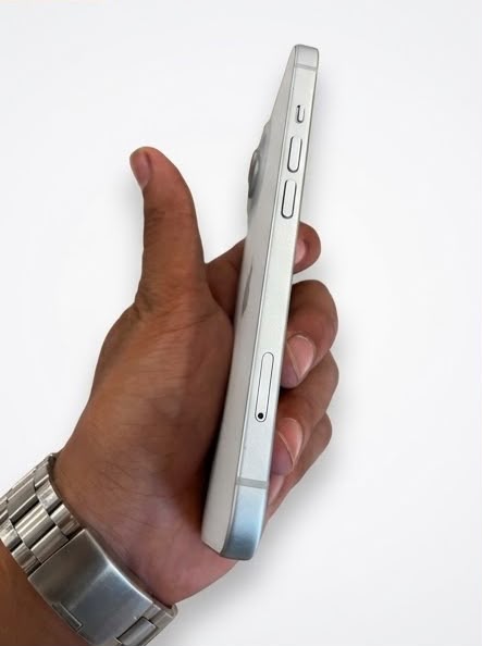 Iphone 15 - 3