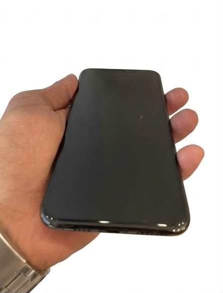Iphone 11 Pro max  - 3