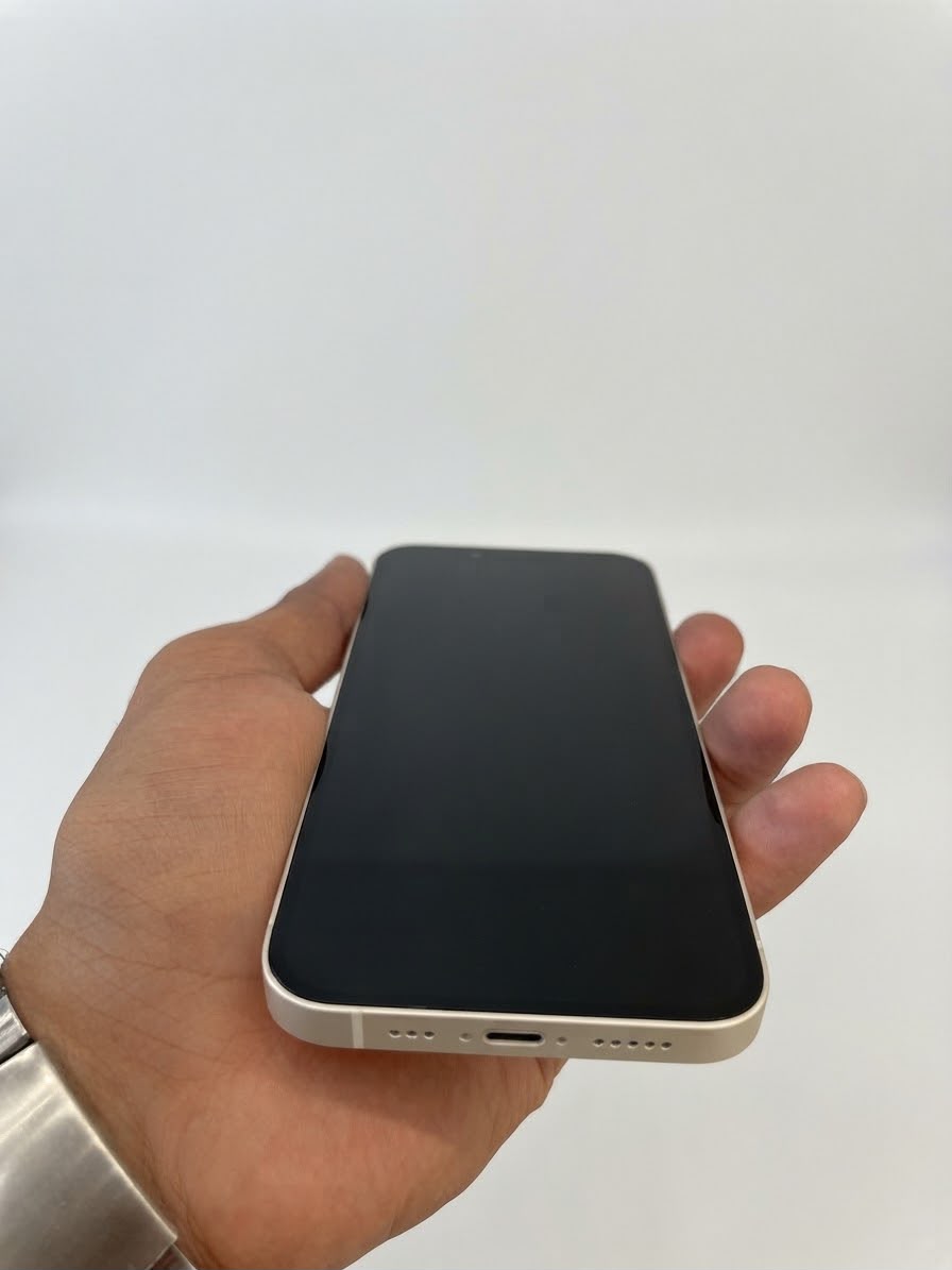 Iphone 13  - 4