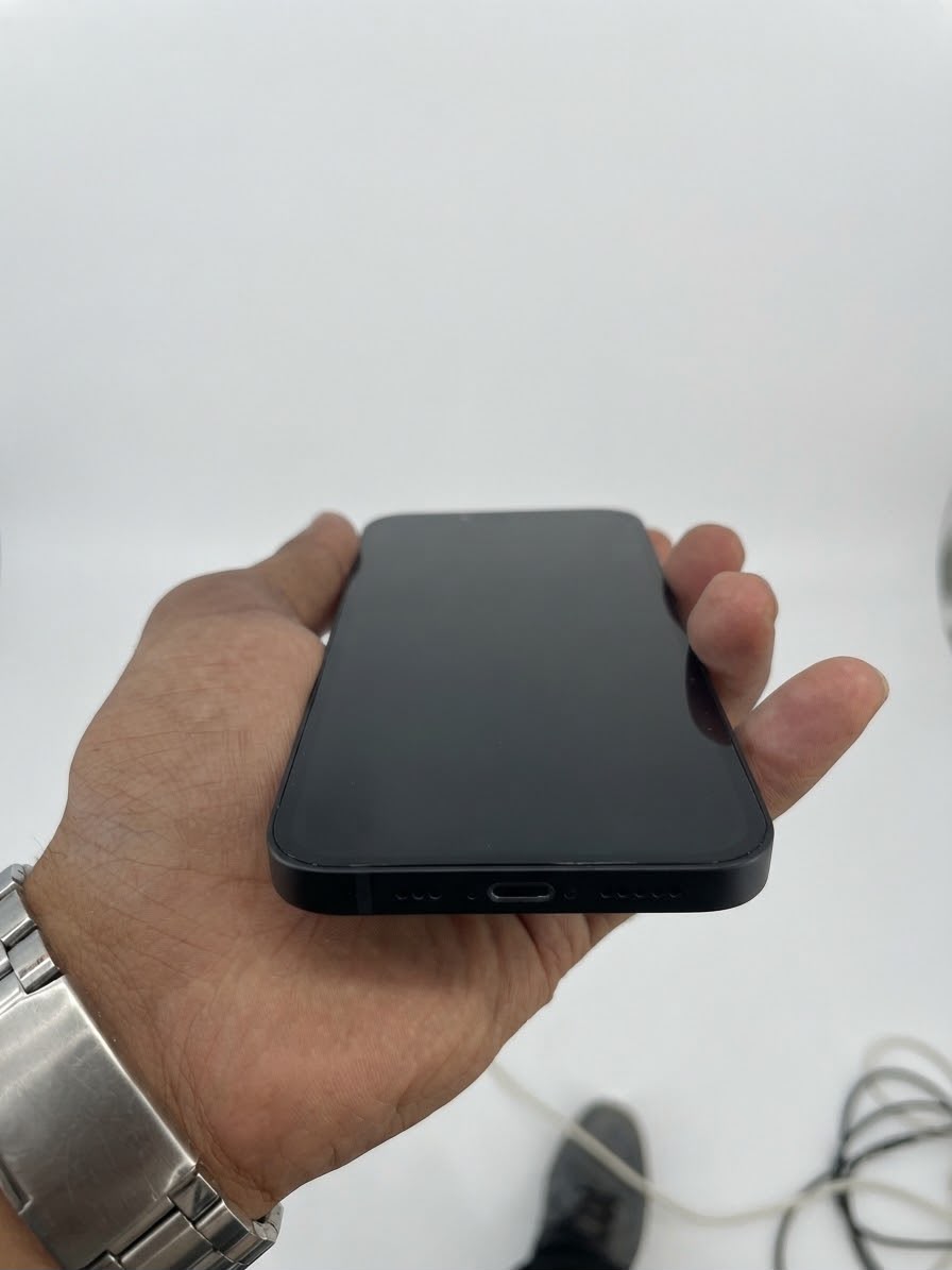 IPHONE 13 - 4