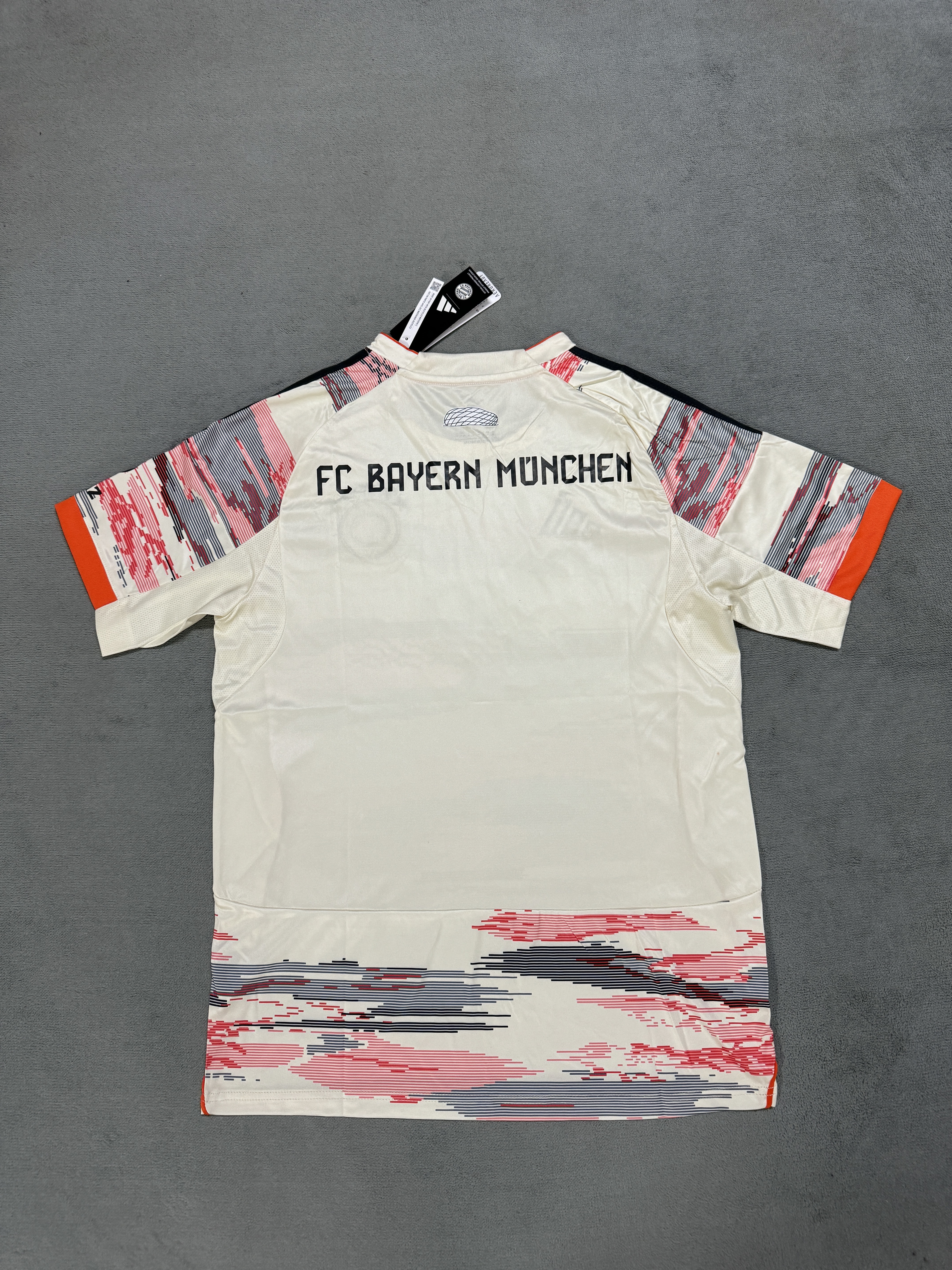 Bayern München Visitante 2026 miniatura 3