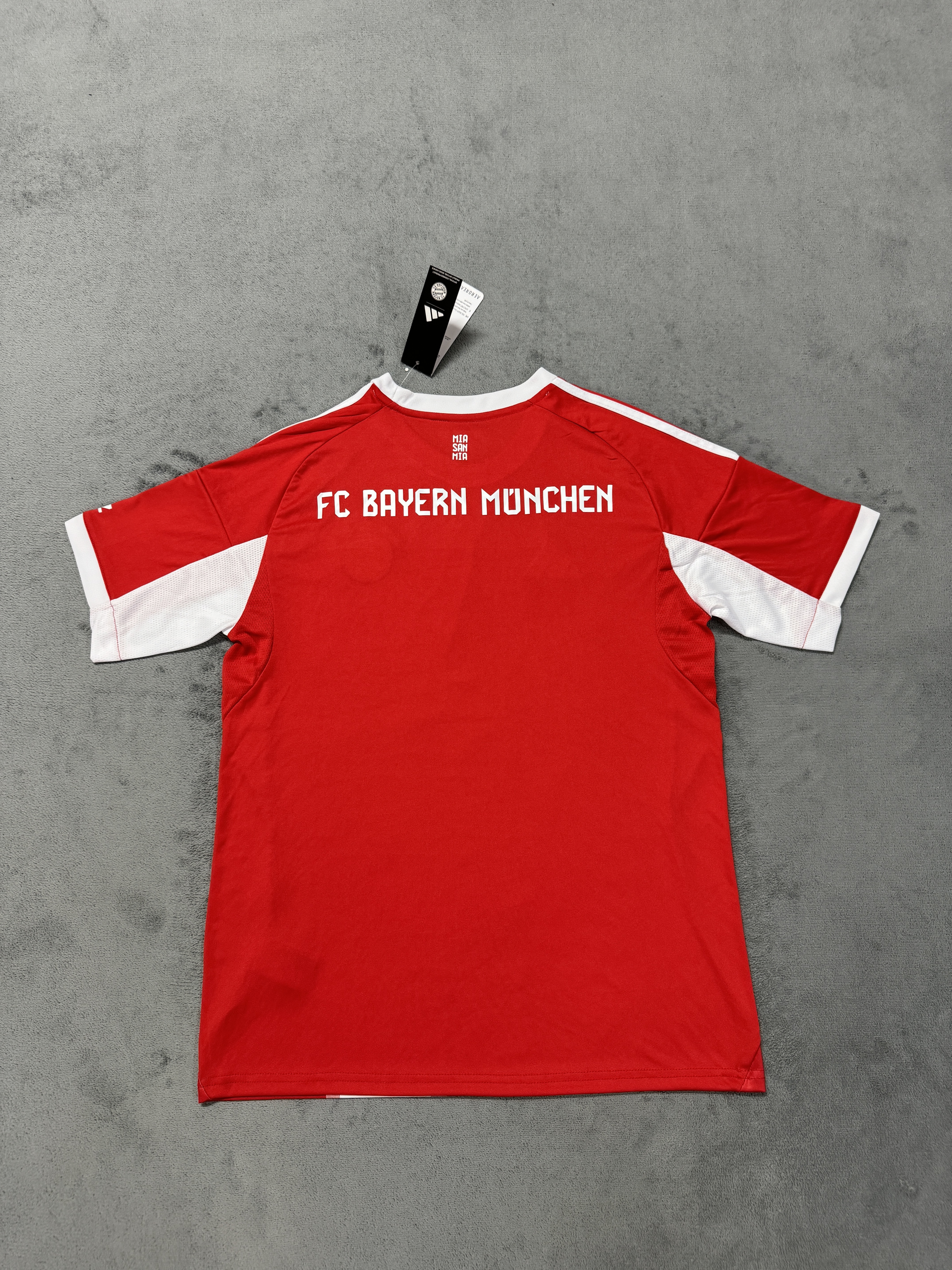 Bayern München Local 2026 miniatura 3