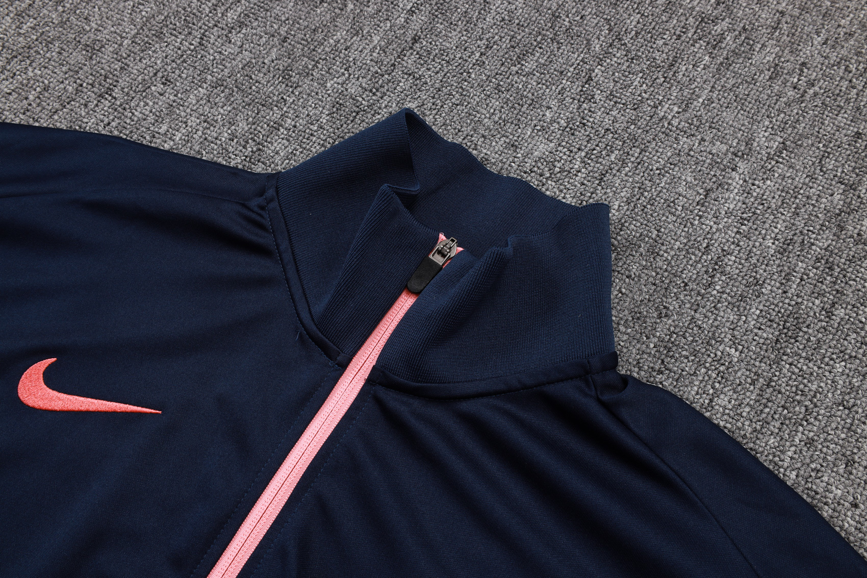 Barcelona chandal 2026 miniatura 2